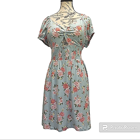 Tropical Sunny Coachella Party Floral Beach Short Dress Plus Size Smocked Waist - Picture 15 of 17